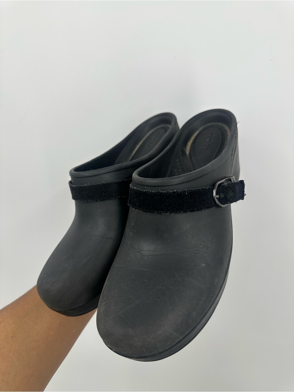 Crocs Black Sarah Clog Mule Size Women's 7 Platforms Chunky Grunge - Picture 6 of 10